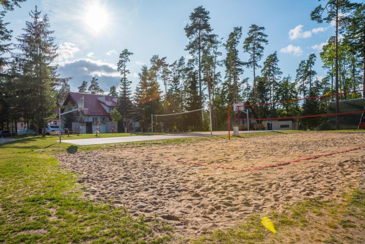 Resort Niegocin Wilkasy Exterior photo